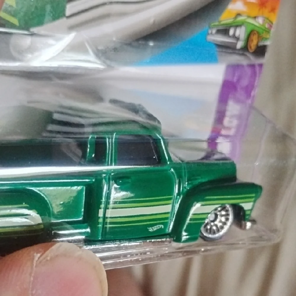 Mattel Hot Wheels Green La Troca Toy Truck